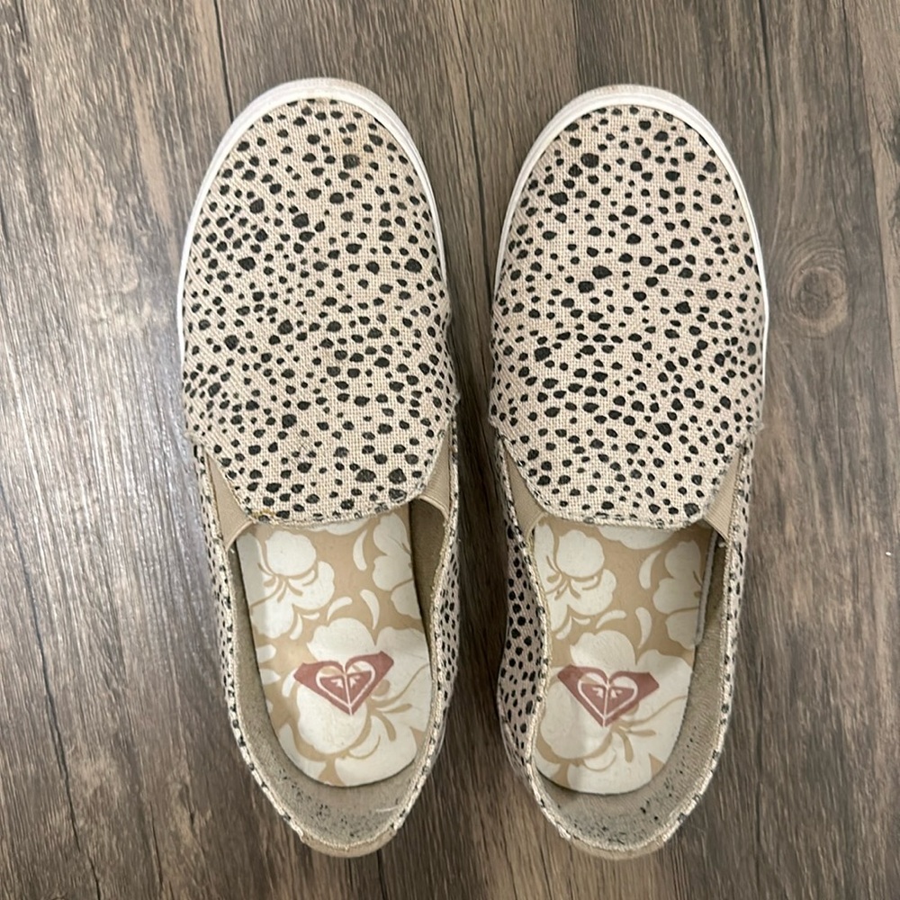 Roxy cheetah print slip on shoes